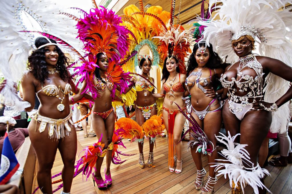 Caribana là lễ hội truyền thống lớn nhất ở Canada Những đặc trưng văn hóa mà bạn nên biết khi đi tour Canada